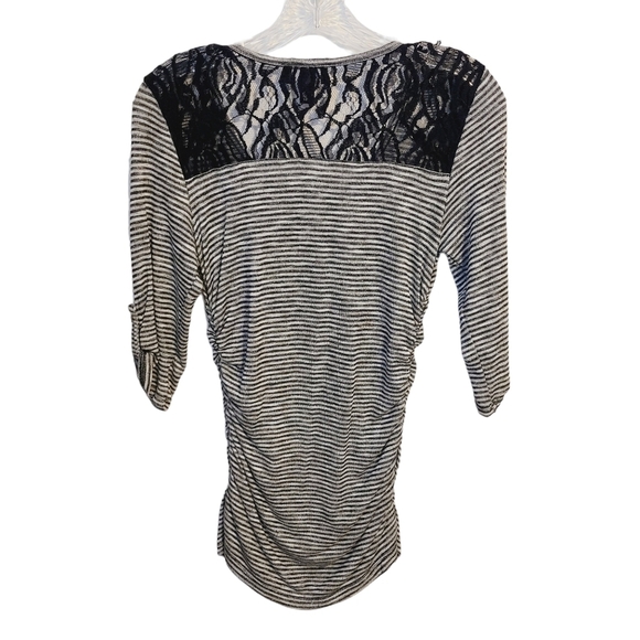 iZ Byer | Women's Striped Scoopneck Cinched Shirt With Necklace (Size Medium) - Picture 14 of 14